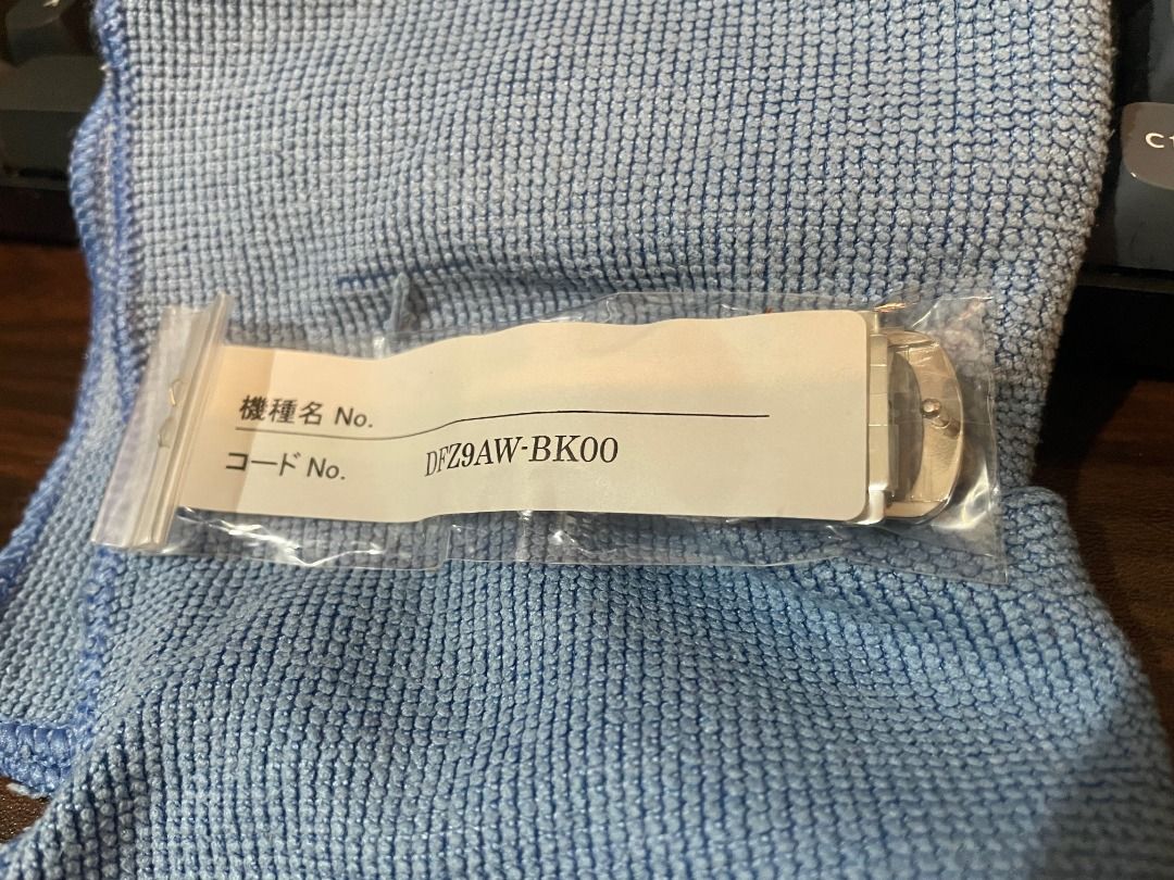 Seiko Deployment Buckle Clasp DFZ9AW-BK00 (16mm) (Category: Men's Watches) located in Quezon City. Submitted by charles.argulla (Listing ID 1467352617, Image 3). Description: - Authentic Seiko deployment clasp buckle 16mm - Model code: DFZ9AW-BK00 - Material: Stainless steel with engraved Seiko branding - Condition: Brand new, unused in factory plastic sleeve - Includes original backing paper packaging Meet-up at Robinsons Magnolia. Shipping can 