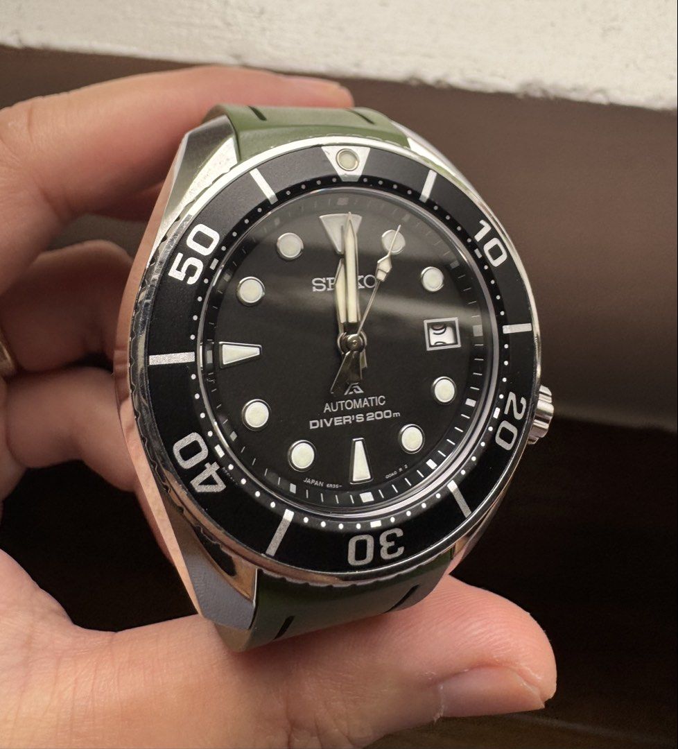 Seiko SPB101 Sumo (Category: Men's Watches) located in Rizal. Submitted by msantillan (Listing ID 1467187390, Image 1). Description: Caliber Number 6R35 Movement Type Automatic with manual winding Precision +25 to -15 seconds per day Power reserve Approx. 70 hours Jewels 24 Functions Stop second hand function Date display Case/Band Case Material Stainless steel Case Size Thickness:12.9mm Diameter:45.0mm Lug-to-lug:52.6mm Crystal Sapphire crystal 