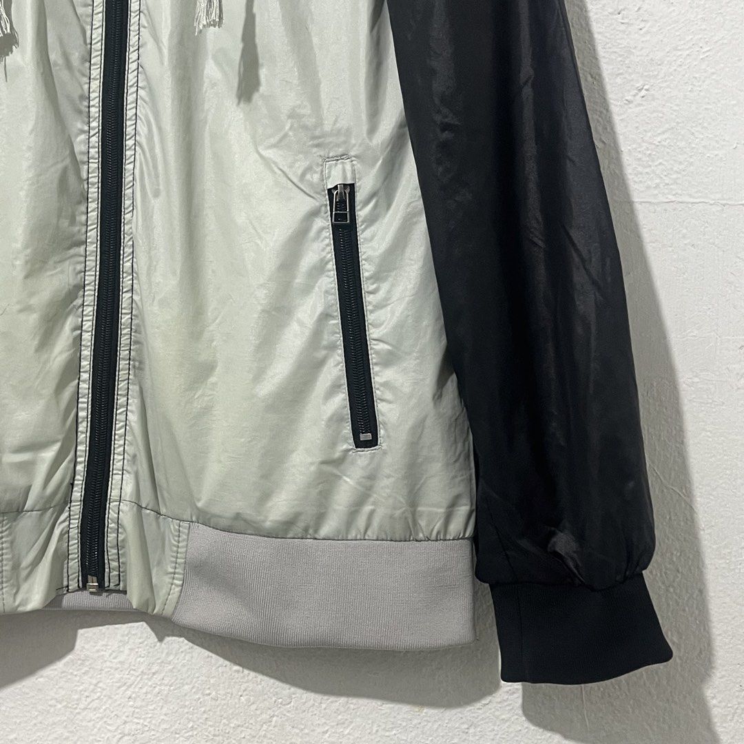 SALE !!!Semir Men's Zip Up Jacket with Hood [Large] (Category: Coats, Jackets and Outerwear) located in Quezon City. Submitted by jpsstore (Listing ID 1467278739, Image 3). Description: Size: Large Width: 20" Length: 23" Sleeve: 23" MOP: Gcash SHIPPING: J&t | Lalamove .
