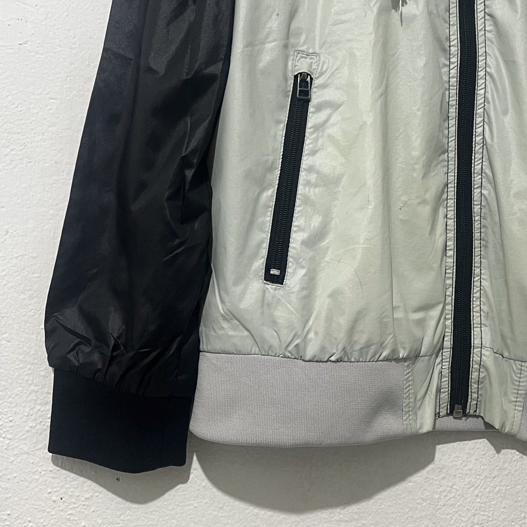 SALE !!!Semir Men's Zip Up Jacket with Hood [Large] (Category: Coats, Jackets and Outerwear) located in Quezon City. Submitted by jpsstore (Listing ID 1467278739, Image 2). Description: Size: Large Width: 20" Length: 23" Sleeve: 23" MOP: Gcash SHIPPING: J&t | Lalamove .