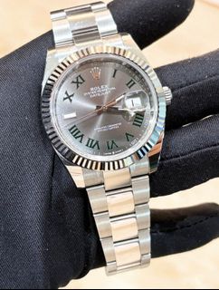 (Category: ) located in . Submitted by sg-watch-hub (Listing ID 1467229181, Image 1). Description: .