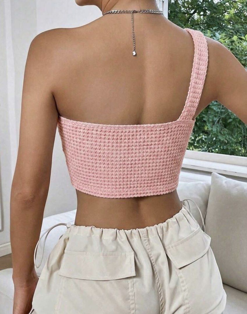 Shein Venus crop top (Category: Sleeveless) located in Cabuyao City. Submitted by girlontherockspreloved (Listing ID 1467315427, Image 2). Description: Like new used once only. No flaw. Fits S-M. Super pretty in actual. Very flattering when worn 🥰.