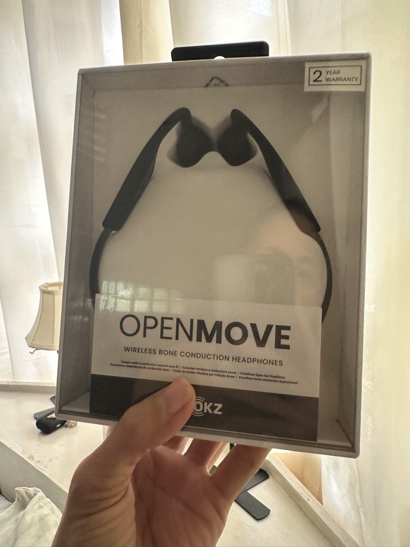 Shokz OpenMove Wireless Bone Conduction Headphones Grey (Category: Headphones & Headsets) located in Cebu City. Submitted by noemondragon (Listing ID 1467183477, Image 2). Description: - Brand: Shokz OpenMove Wireless Bone Conduction Headphones - Color: Slate Grey - Design: Open-ear design keeps your ears completely clear for situational awareness - Durability: IP55 sweat-resistant rating, perfect for workouts and active lifestyles - Battery Life