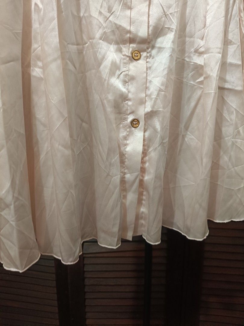 Silk Tops (Category: Sleeveless) located in Manila. Submitted by byjrb (Listing ID 1467186183, Image 3). Description: 🛍️ Brand-new items from SHEIN, Emery Rose, Zaful & more! Size : XXL 📦 Shipping: LBC / J&T / Lalamove 💸 MOP: GCash / BPI only DM for inquiries! 💌.
