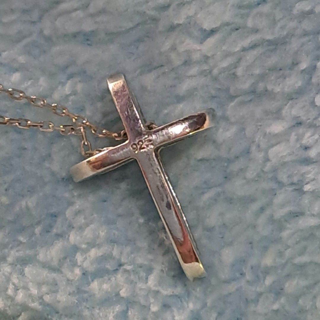 Silver Cross Necklace 925 with Small Diamond Stone (Category: Necklaces) located in Pila. Submitted by ester_aurea (Listing ID 1467192078, Image 2). Description: Japan Silver Necklace with small diamond center stone 16 inches unique design gcash+ sf no cod Material: Solid 925 silver (stamped on back and clasp tag) - Design: Delicate link chain with a diamond stone set in the center of the cross - Closure: Secure spring ring closure - Style: Simpl