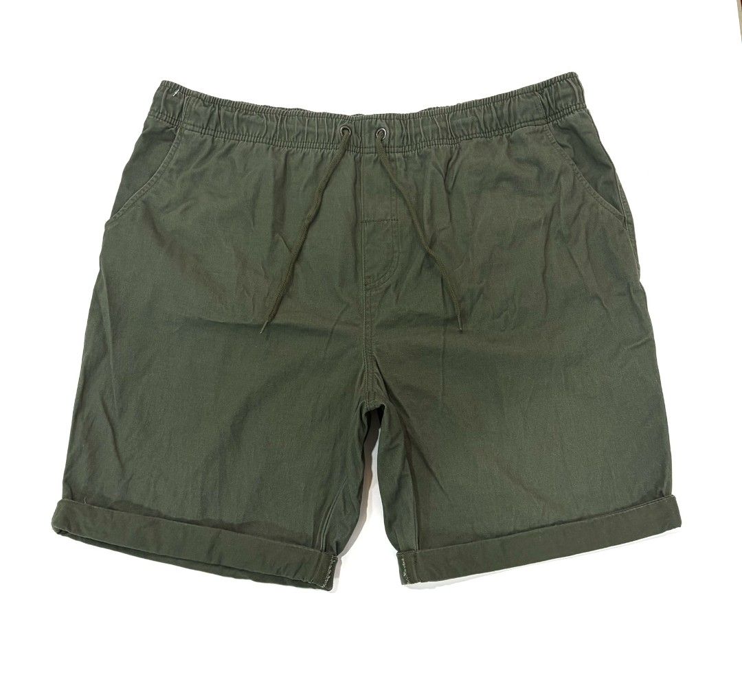 Size 38-42” - George Drawstring Shorts Preloved HB109 (Category: Everything Else Others) located in Pasig City. Submitted by szorty (Listing ID 1467348500, Image 1). Description: •PRELOVED• Onhand and ready to ship Brand: George Condition: Used Waist: 38-42 Size in tag: 38 Length: 19.5 inches Pocket: 4 - All of our items are washed *Please see photos for flaws/issues if indicated. *Photos may vary from actual Tags: George short drawstring bottoms