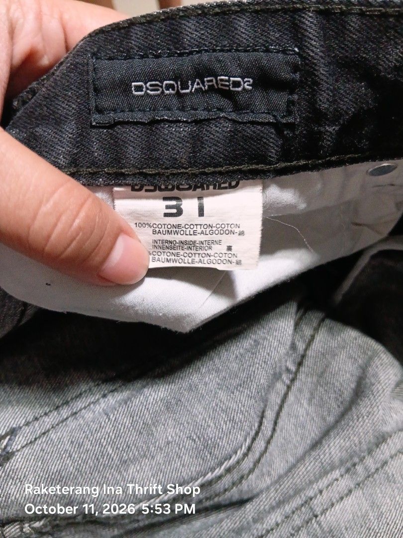 Skinny Stretch Jeans (Category: Jeans) located in Valenzuela. Submitted by AnahThrift (Listing ID 1467317641, Image 2). Description: - Brand: DD - Style: Skinny stretch jeans in black wash - Size: Fits 31 to 32 inches - Measurements: Total length 40.75 inches, hem 6.5 inches - Material: Premium denim with cool distressed details - Features: Classic back pockets - Condition: Incomplete tags attached.