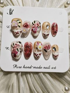 (Category: ) located in . Submitted by jangmiscloset (Listing ID 1467348106, Image 1). Description: .