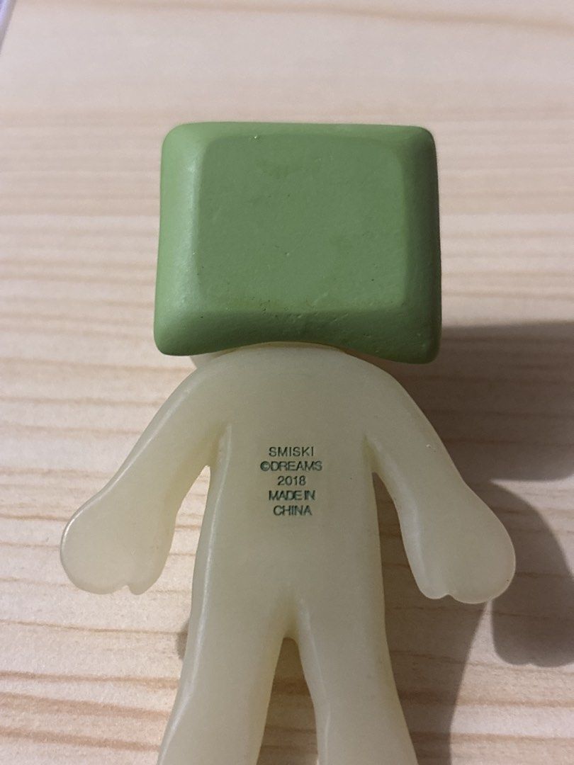 Smiski Bed Series Sleeping Figure (Category: Designer & Blind Box Toys) located in Manila. Submitted by happyfish001 (Listing ID 1467295076, Image 2). Description: - Authentic Smiski Bed Series figurine (Sleeping pose on a green pillow) - Glow-in-the-dark material - Stamped with Smiski, Dreams 2018, Made in China - Perfect addition to blind box collections or desktop setups Delivery fee to be shouldered by buyer..