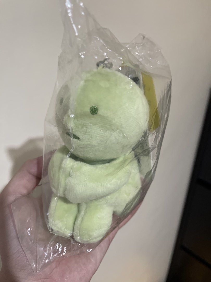 Smiski Hugging Knees Plush Key Chain (Category: Plushies & Soft Toys) located in Pasig City. Submitted by md24c (Listing ID 1467333178, Image 3). Description: - brand new, sealed - retail is ₱799, but selling for only ₱500 - price is slightly negotiable, no to low ballers.