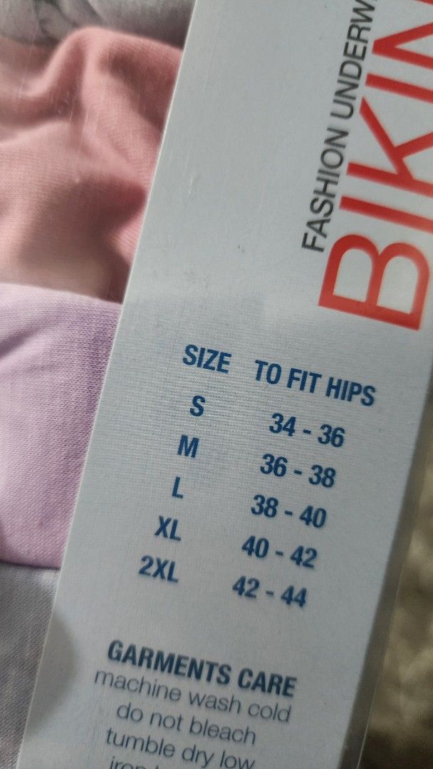 So-En Lingerie Bikini Value Pack Size XL (Category: Undergarments & Loungewear) located in Bulacan. Submitted by megsvss (Listing ID 1467268639, Image 2). Description: - Brand: So-En Lingerie Bikini Value Pack - Quantity: 6 pairs of underwear per pack (Selling 5 only for hyegiene purposes since sinukat yung isa) - Size: XL (fits hips 40 to 42 inches) - Colors: Assorted pastel colors (blue, pink, purple) - Condition: Brand new, still sealed in ori