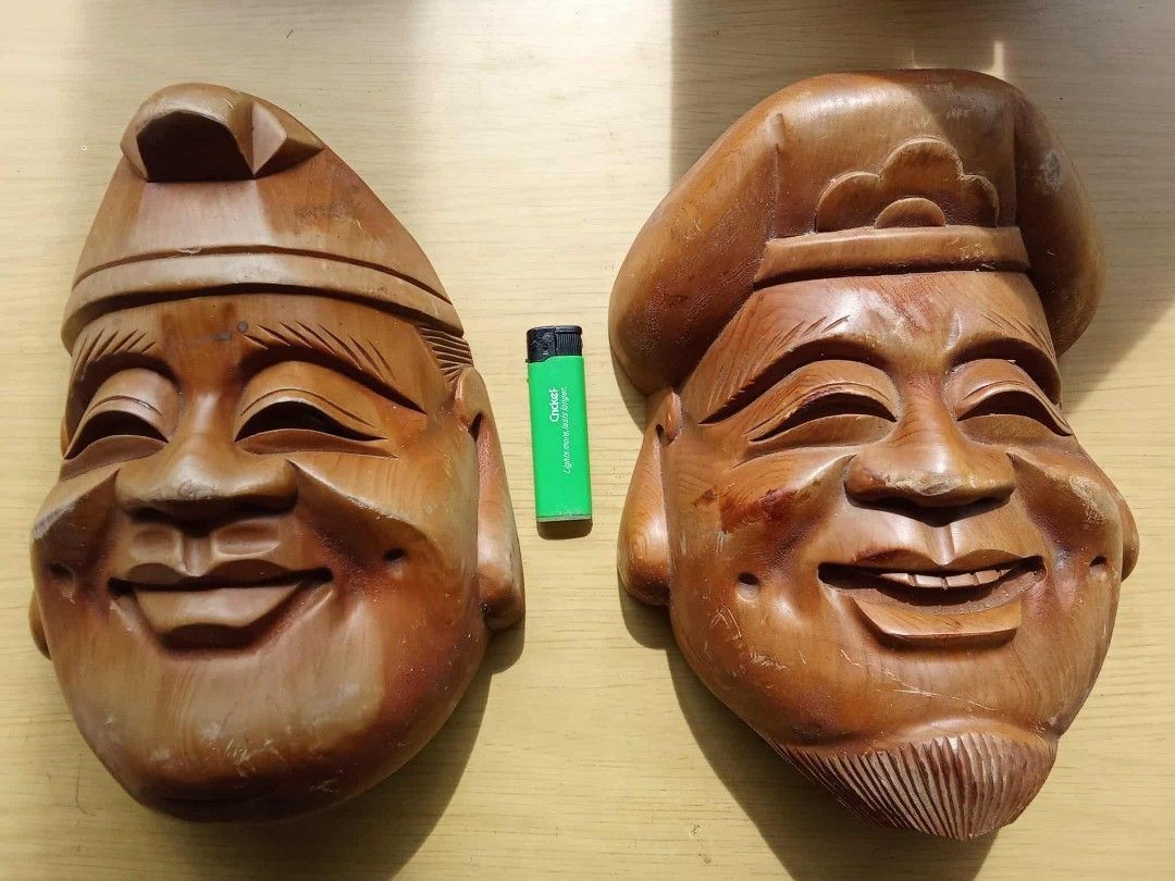 Solid wood head sculpture 26cm wall decor pair Php1,300. (Category: Vintage Collectibles) located in Taytay. Submitted by abeatrice77985 (Listing ID 1467234313, Image 1). Description: Solid wood head sculpture 26cm wall decor pair Php1,300..