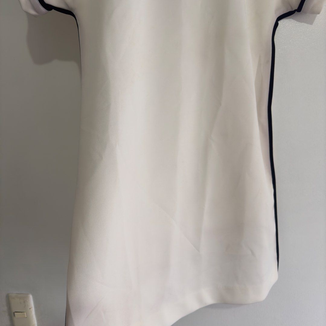 Something borrowed dress (Category: Dresses) located in Manila. Submitted by apparella.ph (Listing ID 1467241166, Image 3). Description: Bust:36 Length:32 Best fits xs-M Nastock na sa cabinet d na nagagamit and maliit na ☑️Everything is my Own preloved / BNWT/BNWOT ☑️ not thrifted/Ukay ☑️ malukot sa picture kasi na stock sa cabinet (tinatamad mag plantsa ✌️ ) ☑️Personal items ( usually bought in US/UK/JPN ) every year po ako nag aabroad so expect
