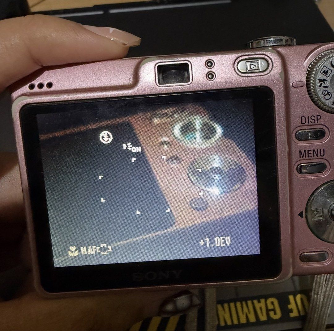 Sony CyberShot W55 Pink Digicam (Category: Cameras) located in Manila. Submitted by yooncarts (Listing ID 1467258408, Image 3). Description: Selling my Sony Cybershot W55 digicam 📸 — Buttons and flash are working — Issue: Output/photos are blurry due to dirty /damaged lens — Battery is included — No SD Card, Bag, and Charger The battery is currently low-batt and I won’t be able to charge it before shipping. Buy at your own risk. .