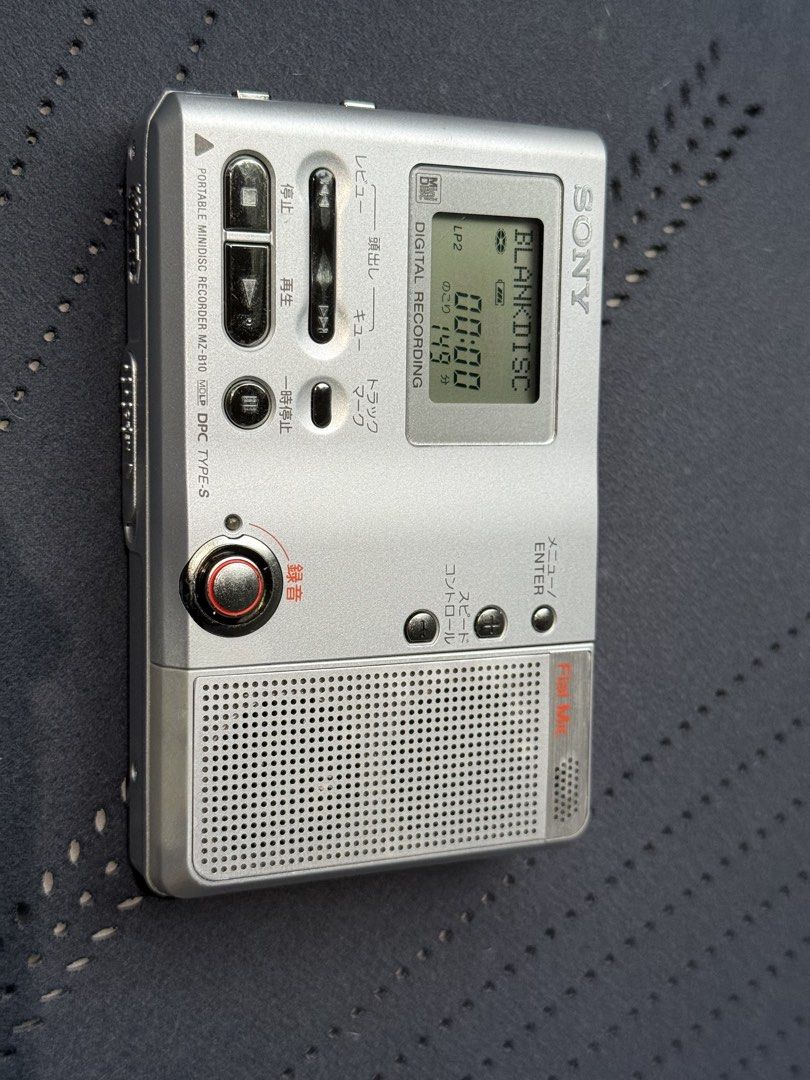 Sony Minidisc Recorder MZ-B10 (Category: Portable Music Players) located in Makati City. Submitted by see5o5 (Listing ID 1467302669, Image 1). Description: Sony MZ-B10 Portable Minidisc Recorder MDLP & DPC Type-S support, built-in speaker, and flat mic Versatile Minidisc recorder. - Uses AA batteries; it only needs one but can hold two in parallel for extra long battery life. - Multiple recording sources, internal mic, external mic, optical in, l