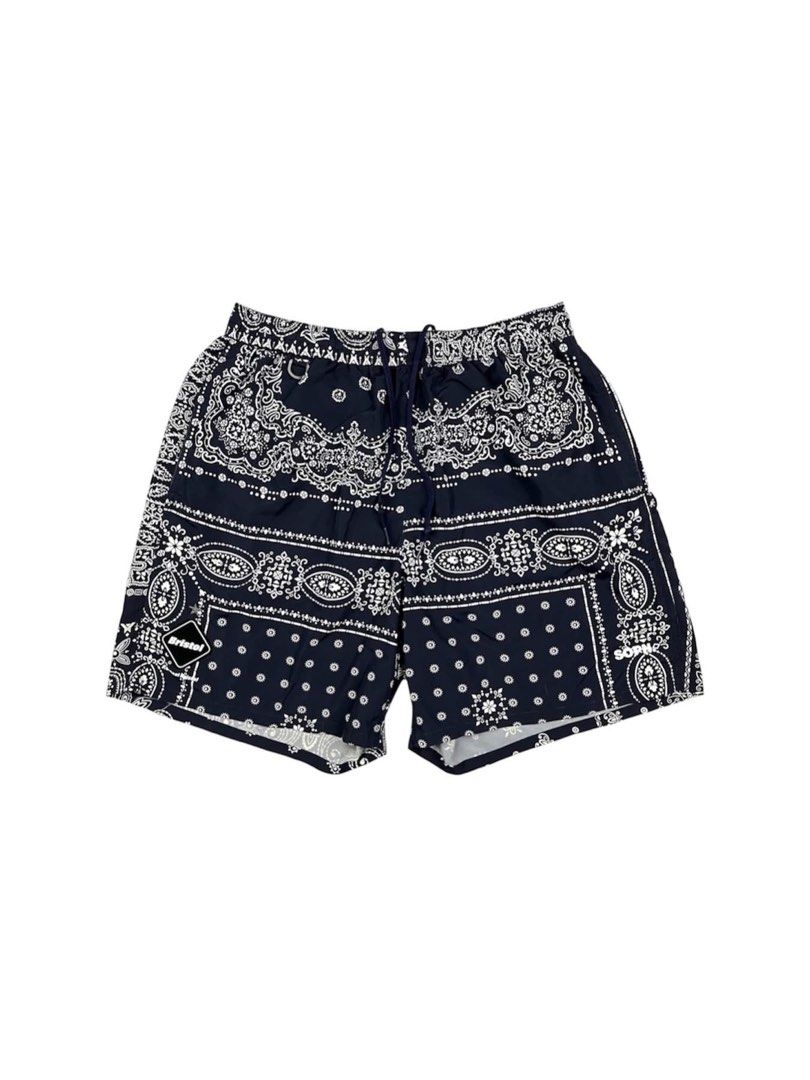 Soph. - Bandana Nylon Easy Short (Category: Shorts) located in Puerto Princesa. Submitted by rrugsgallery (Listing ID 1467329655, Image 1). Description: Soph. - Bandana Nylon Easy Short Tagged Size: Small (28-32) Length: 17 Waist (width): 13.5 Thigh Opening: 12.5 Condition: Very good Color rate: 9.5 Flaws: None.