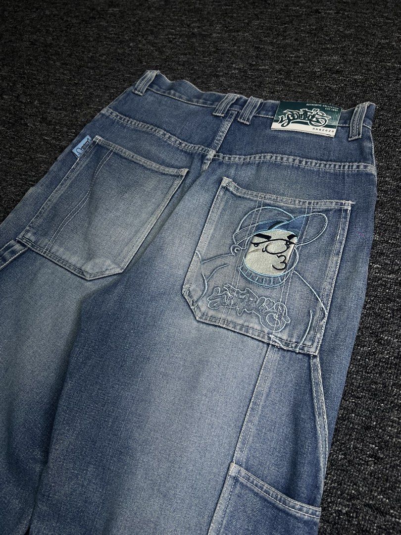 Southpole BBoy Carpenter Pants (Category: Jeans) located in Manila. Submitted by thrifty.4pp4rels (Listing ID 1467306139, Image 3). Description: Shipping fee shouldered by the buyer Issues: Distressed hem Altered length Measurements: W 32 L 42 Thigh 13.5 Hem 10.