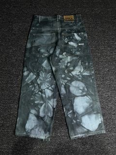 (Category: ) located in . Submitted by thrifty.4pp4rels (Listing ID 1467306892, Image 1). Description: .
