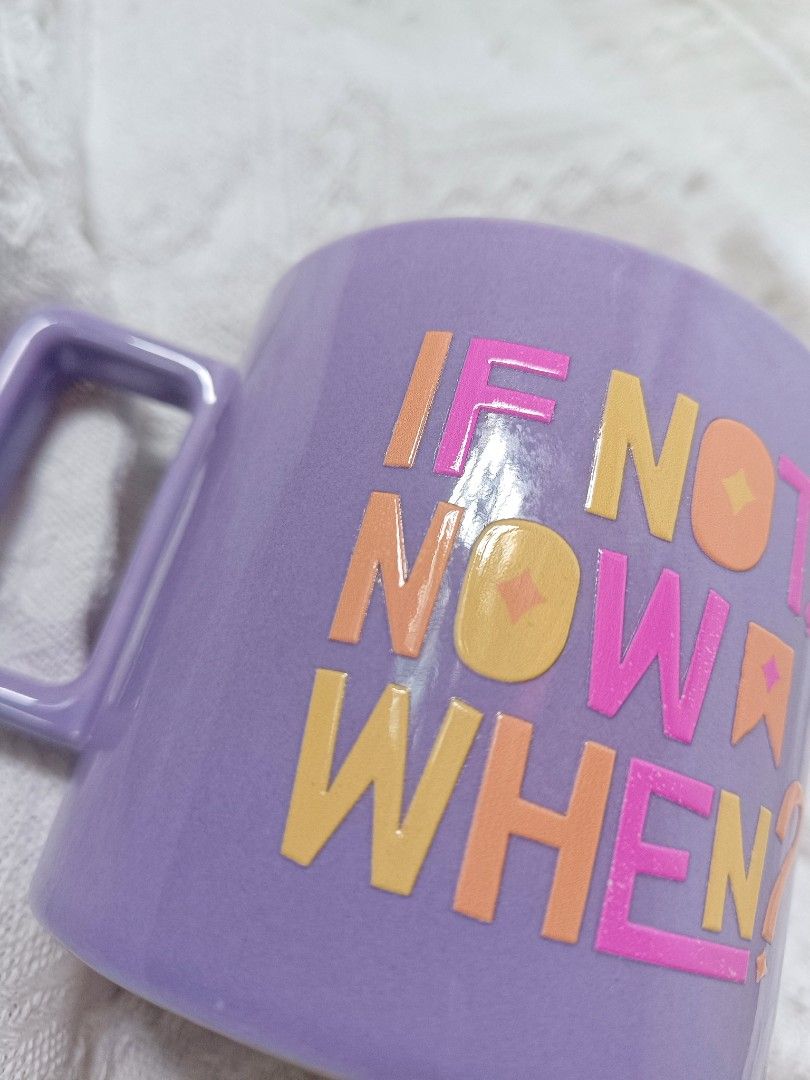 Statement Cute Ceramic Mug (Category: Coffee & Tea Tableware) located in Davao. Submitted by khyyoczon (Listing ID 1467299603, Image 2). Description: 📍Obrero, Davao City 📌 PLEASE READ BEFORE MINING • Delivery via Maxim or preferred courier; the buyer shoulders the fee. • Pick-up details will be discussed via PM. • Actual colors may vary due to lighting and screen settings. • Minor imperfections (chips, dots, discoloration, or uneven paint) may 