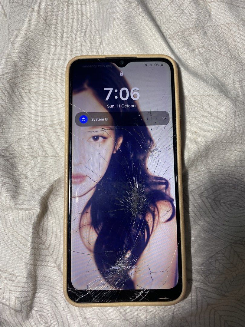 Still working samsung phone just the screen (Category: Samsung) located in Pasig City. Submitted by freepenguin.eee5de (Listing ID 1467290863, Image 1). Description: As you can see on the video the screen is severely damaged however it can be used if you change the lcd. Reason for selling: I have new phone now.