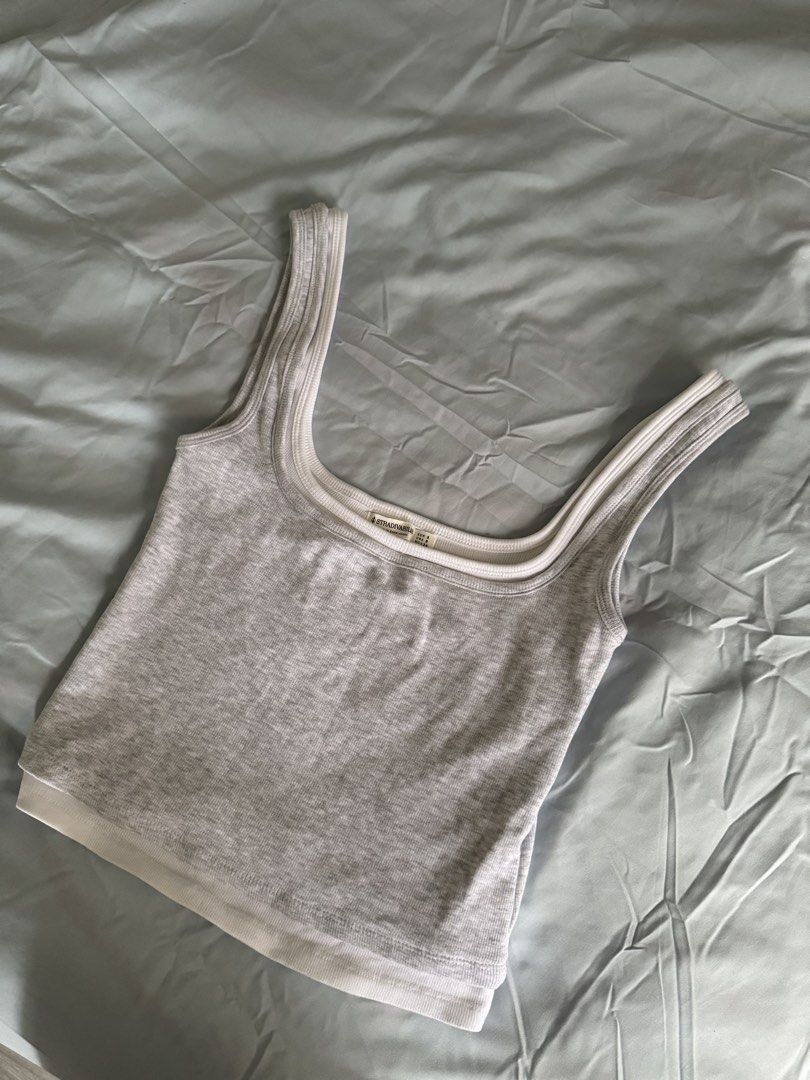 Stradivarius Grey Layered Tank Top S (Category: Sleeveless) located in Manila. Submitted by silverbird.27280a (Listing ID 1467189875, Image 1). Description: Fits small to medium Worn once - Condition: Clean and ready to wear.