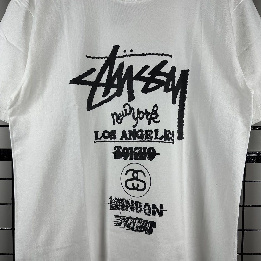 STUSSY (Category: Activewear) located in Talavera. Submitted by puppyinsane (Listing ID 1467334309, Image 3). Description: MEDIUM LENGTH: 27.5 WIDTH: 20.5 BRAND NEW (AUTHENTIC).