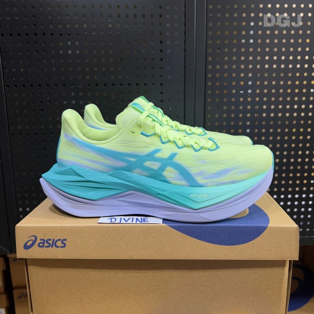 SUPERBLAST 3 Illuminate Yello Energy Aqua (Category: Sneakers) located in Pasig City. Submitted by divvvineee (Listing ID 1467215941, Image 2). Description: ASICS SUPERBLAST 3 high-performance running shoes designed for daily training, long-distance runs, and fast-paced workouts, featuring responsive cushioning, excellent energy return, and a lightweight, bouncy feel for smooth and powerful strides. 🏃‍♀️👟 ASICS SUPERBLAST 3 💰 ₱12,580 🚚 FREE S