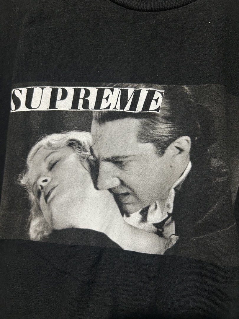 supreme bela tee (Category: Tshirts & Polo Shirts ) located in Naga. Submitted by babyneptune (Listing ID 1467329457, Image 3). Description: verrygood condition .