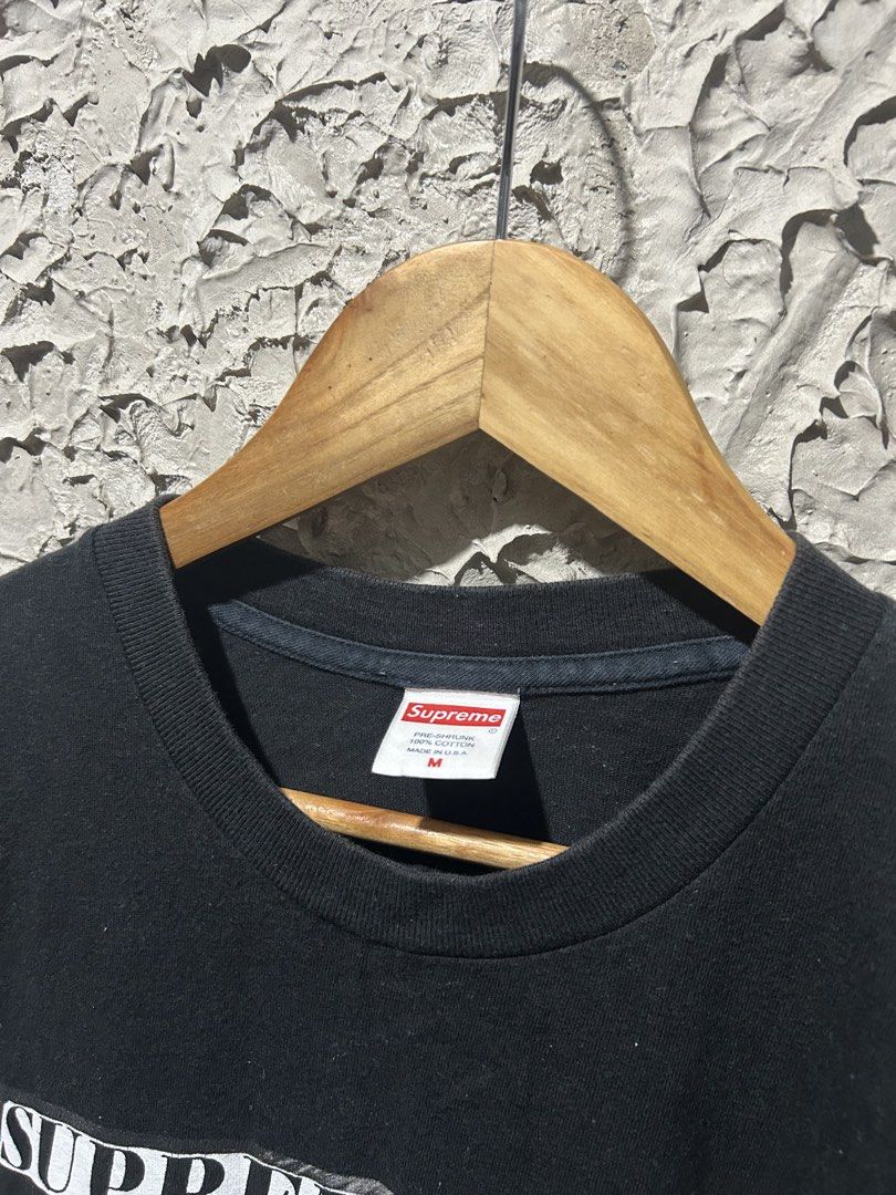 supreme bela tee (Category: Tshirts & Polo Shirts ) located in Naga. Submitted by babyneptune (Listing ID 1467329457, Image 2). Description: verrygood condition .