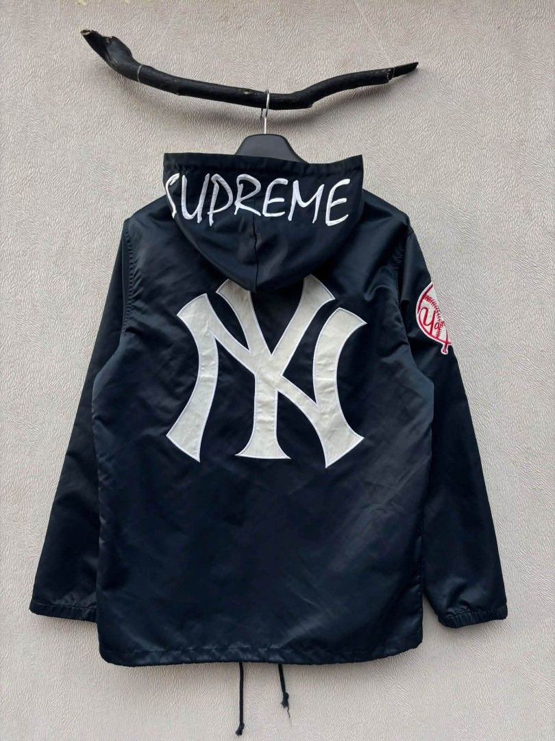 SUPREME MLB (Category: Coats, Jackets and Outerwear) located in Leyte. Submitted by thrift_by_nblza (Listing ID 1467306979, Image 2). Description: Supreme x New York Yankees Large to XL 23x29 No Issue Good as New.