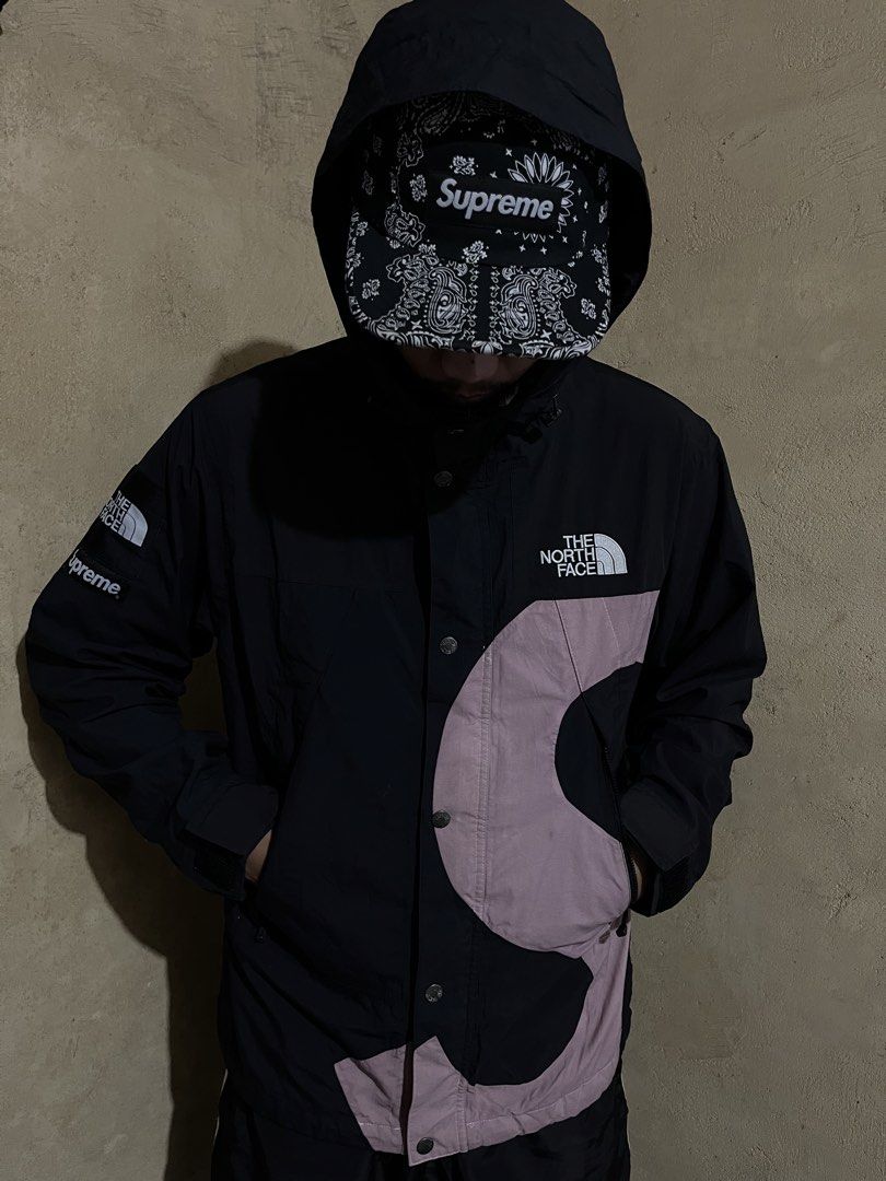 Supreme x TNF S Logo Mountain Jacket FW2020 (Category: Coats, Jackets and Outerwear) located in Angeles City. Submitted by brkebys (Listing ID 1467252232, Image 1). Description: DM for washtags Width: 22 Length: 27 Excellent condition No issue.