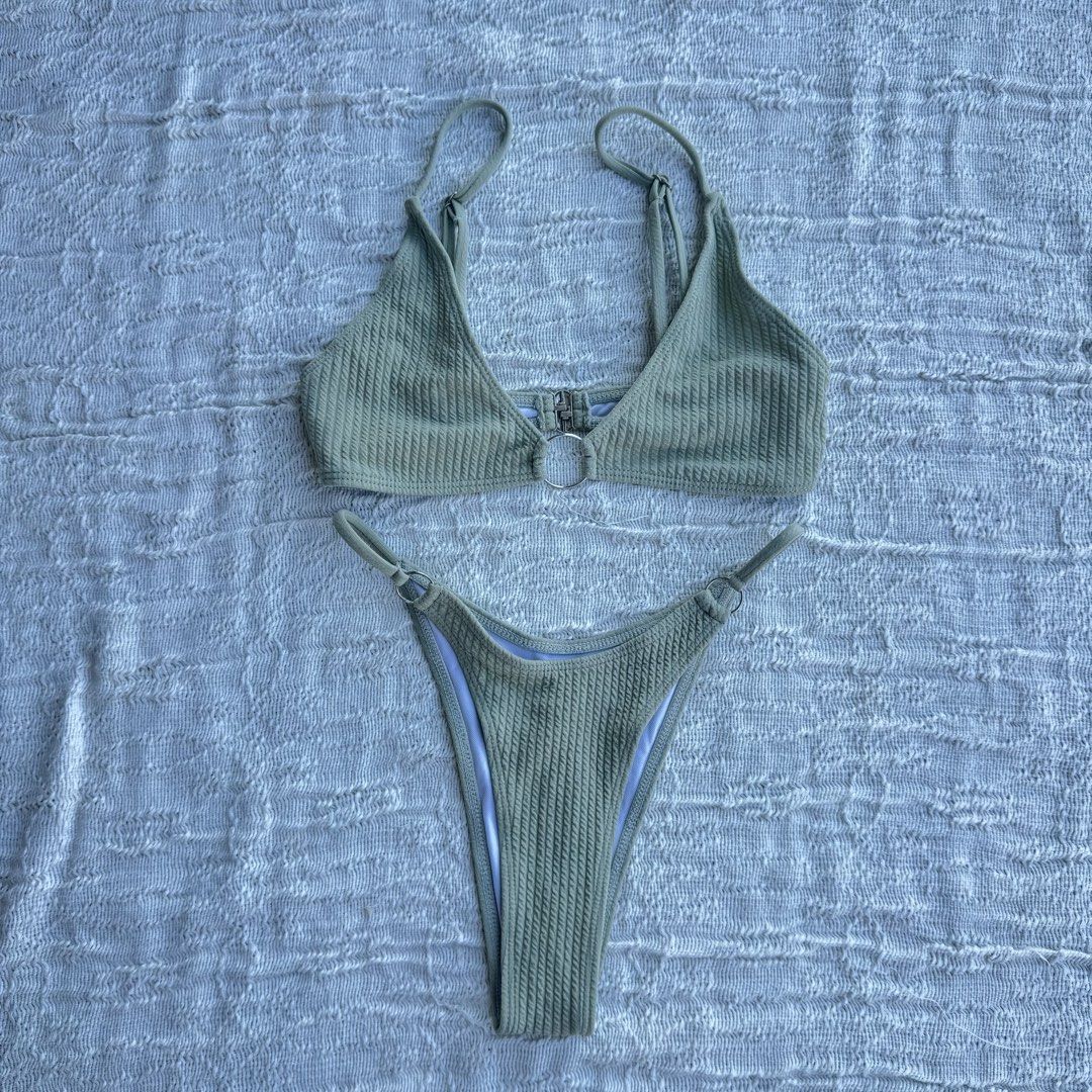 Swimsuit Green Sexy String Two Piece Bikini (Category: Bikinis & Swimsuits) located in Manila. Submitted by thriftclub.ph (Listing ID 1467308257, Image 2). Description: ⚪️ With pad slots ⚪️ Sexy fit!!.