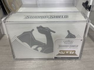 Pokemon Sword and Shield Ultra-Premium Collection Charizard, Toys ...