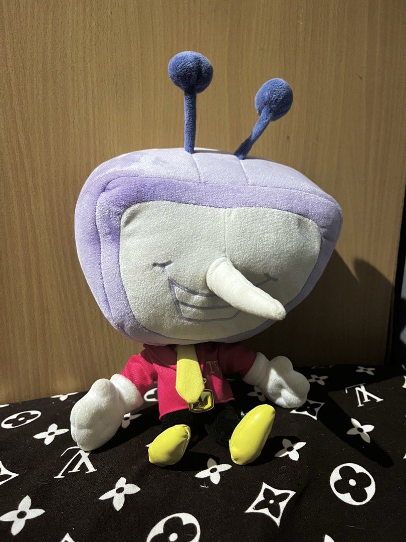 Tenna Deltarune Plush (Category: Plushies & Soft Toys) located in Bacoor. Submitted by notkrisdeltarune (Listing ID 1467172035, Image 2). Description: Official Tenna Deltarune Plushie (first-batch) Little to no damage. His antennas and nose bends just as fine. He just sits on my shelf all day—please give him a loving home. He’s looking for someone to adopt him. RFS: Need funds.