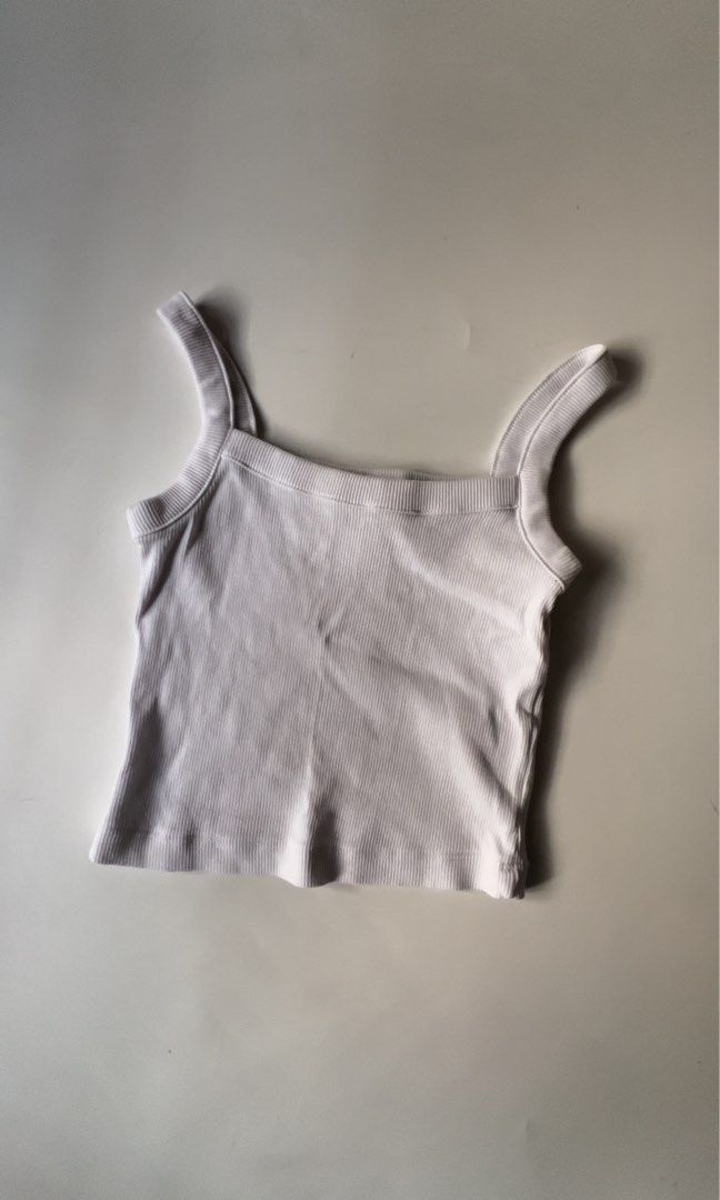 terranova basic top (Category: Sleeveless) located in Cainta. Submitted by baddieshop.mnl (Listing ID 1467195755, Image 1). Description: .
