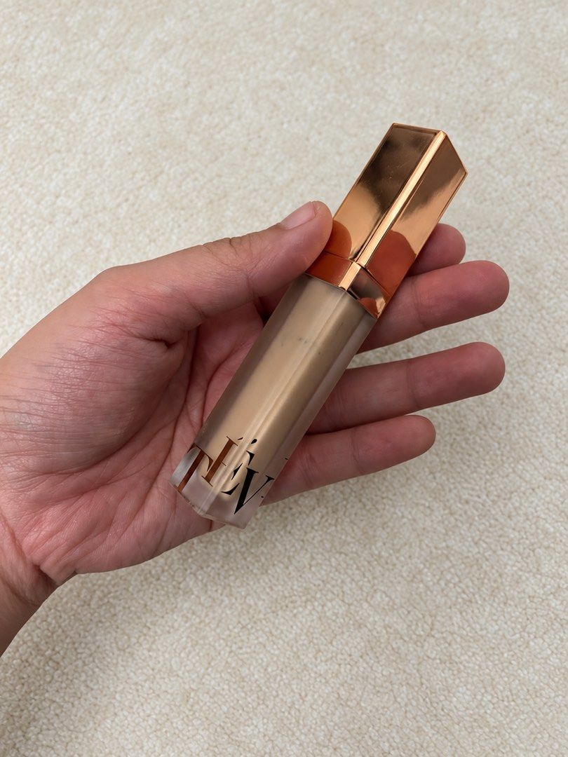 Teviant The Ultimate Skin Master Concealer (Serravalle) (Category: Makeup) located in Cagayan de Oro. Submitted by simplydecluttering_makeup (Listing ID 1467348843, Image 1). Description: This just arrived. Selling because it’s not my shade. Swatched only at the back of my hand. - Brand: Teviant - Product: The Ultimate Skin Master Concealer - Shade: Serravalle - Formula: Vegan, lightweight, long-wearing with a velvet finish - Origin: Made in Ital