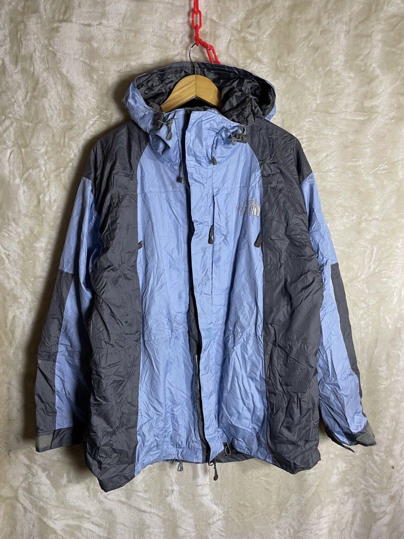 The north face (Category: Coats, Jackets and Outerwear) located in Molave. Submitted by ikong_thrift07 (Listing ID 1467307101, Image 1). Description: Issue first zipper nya naipit.