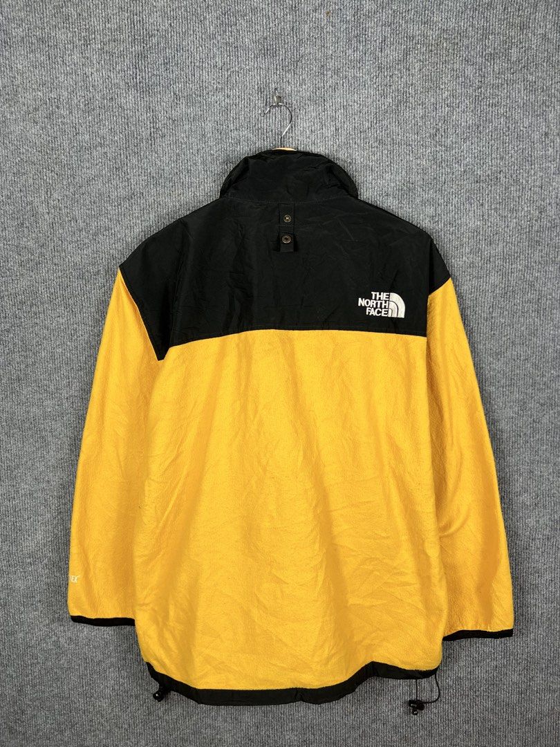 The North Face Gore-Tex Yellow Black Jacket (Category: Coats, Jackets and Outerwear) located in Baguio. Submitted by datangel (Listing ID 1467356024, Image 2). Description: THE NORTH FACE FLEECE EXCELLENT CONDITION 9.8 COLOR RATE XL ON TAG LENGHT 28 x WIDTH 24 MINE:599 .