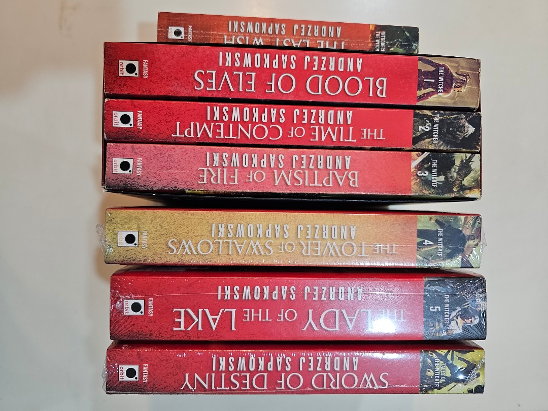 The Witcher 7-Book Box Set Andrzej Sapkowski, Hobbies & Lifestyle ...