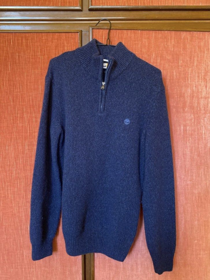 Timberland Lambswool Blend Quarter-Zip Sweater (Category: Coats, Jackets and Outerwear) located in Manila. Submitted by tris5481 (Listing ID 1467210227, Image 1). Description: Navy blue Timberland quarter-zip sweater in a cozy lambswool blend, Size S. Features an embroidered chest logo and ribbed trim. Great for layering!.
