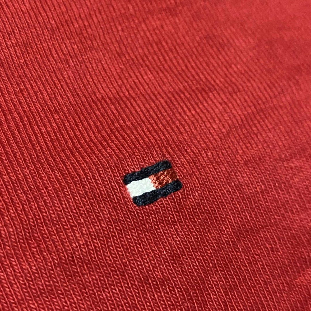 tommy hilfiger (Category: Longsleeves) located in Mabalacat. Submitted by stellargarments (Listing ID 1467298679, Image 3). Description: L : 23 W : 15 Condition : 9/10 EMBROIDERED LOGO ♥️ COMPLETE TAGS SUPER NICE FITTING VERY COMFY & SMOOTH ON SKIN RED COLOR SA LIGHTING LANG PO KAYA MEDJO HINDI MA-JUSTIFY NEED WASH NO MAJOR STAIN FRESH FROM BALE.