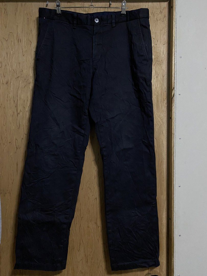 Tommy Hilfiger Chino Pants (Category: Chinos) located in Manila. Submitted by callejage69430 (Listing ID 1467357918, Image 2). Description: Tommy Hilfiger chino pants 33-34 waistline 38 Lenght Excellent condition no issue.