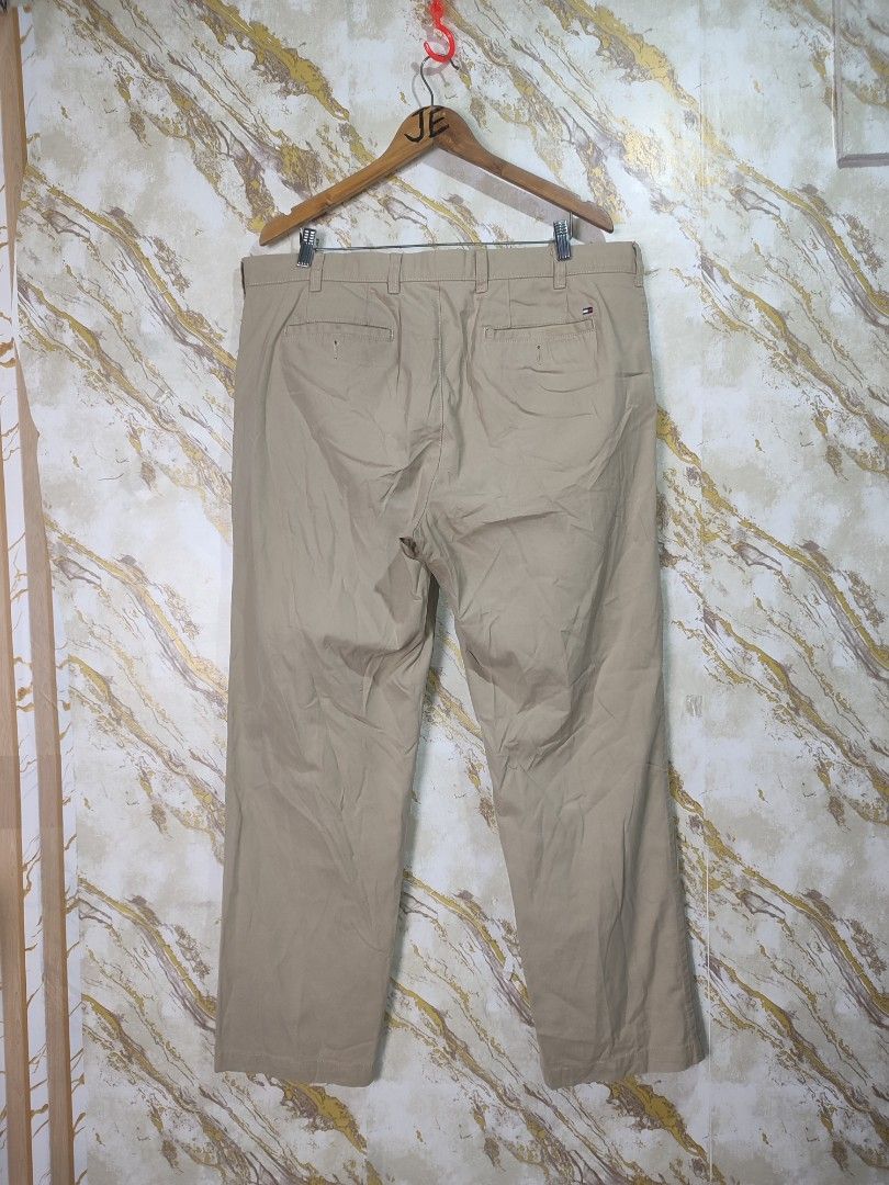 Tommy Hilfiger Khaki Chino (Category: Chinos) located in Cabuyao City. Submitted by jederama (Listing ID 1467269356, Image 3). Description: TOMMY HILFIGER KHAKI PANTS SIZE : 38 ON TAG ( SIZE 40 ACTUAL WAISTLINE ) LENGTH - 40 HEM - 9 EXCELLENT CONDITION NO ISSUE / NO FLAWS AUTHENTIC 💯 1,000 + SHIPPING FEE.