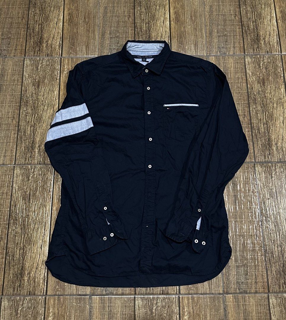 TOMMY LONGSLEEVE (Category: Formal Shirts) located in Manila. Submitted by urban-vintage_2 (Listing ID 1467176702, Image 1). Description: ISSUE: NONE ( NEED WASH ) MOP :GCASH ( NO COD ) SHIP VIA : LALAMOVE & J&T LOCATION : PASIG CITY LENGTH : 30 WIDTH : 22-23 .