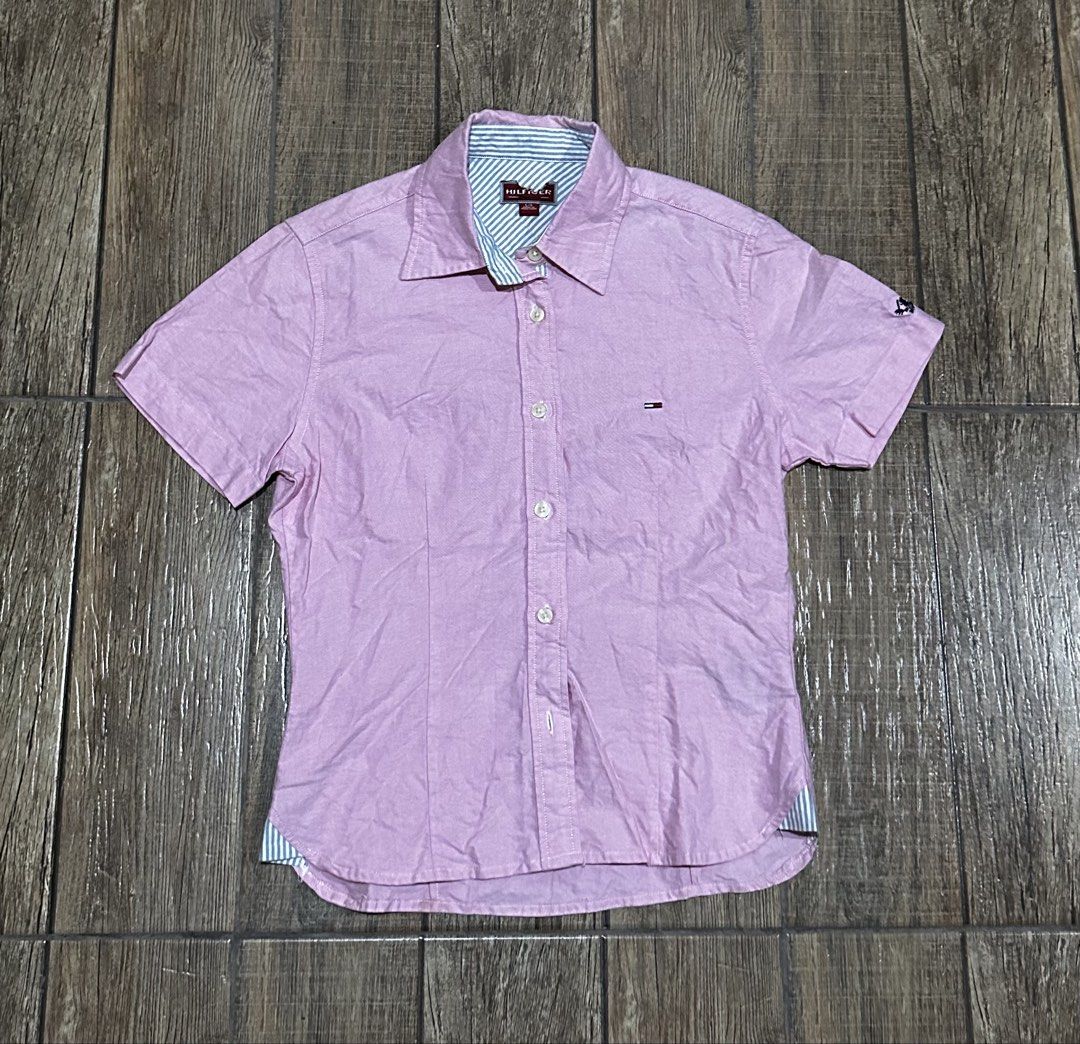TOMMY PINK POLO (Category: Shirts) located in Manila. Submitted by urban-vintage_2 (Listing ID 1467224955, Image 1). Description: ISSUE: NONE ( NEED WASH ) MOP :GCASH ( NO COD ) SHIP VIA : LALAMOVE & J&T LOCATION : PASIG CITY LENGTH : 23 WIDTH : 18.