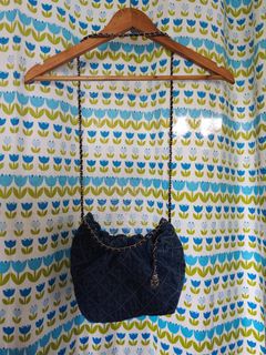 (Category: ) located in . Submitted by thrifttobecool (Listing ID 1467180991, Image 1). Description: .