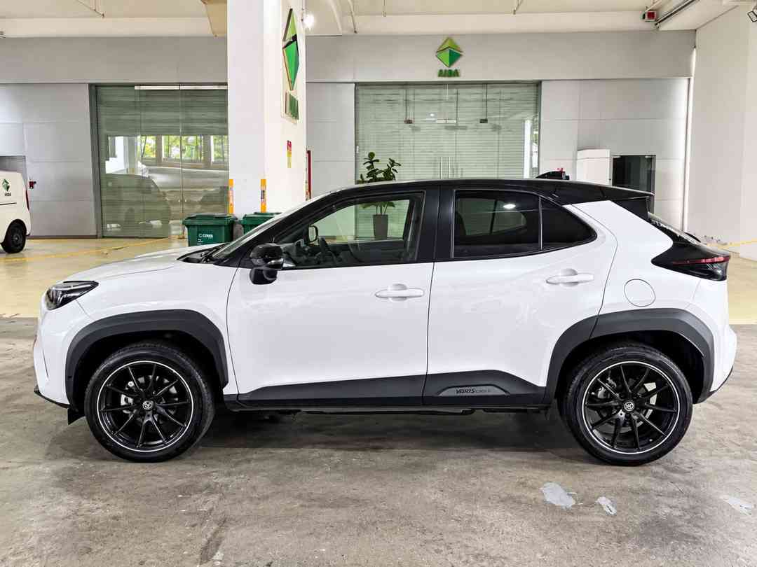 Toyota Yaris Cross Hybrid 1.5 G (A) (Category: Used Cars) located in Singapore. Submitted by sgcarchoicewc (Listing ID 1467227464, Image 3). Description: Sales Contact: Casper Lim tel:90687290 .