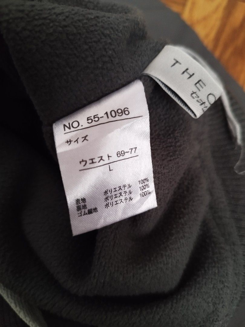 Track Pants Preloved (Category: Joggers) located in Cavite. Submitted by sublimeee (Listing ID 1467348487, Image 2). Description: PHP 180 Two side pockets With signs of usage This is a preloved item, please manage your expectations PM for inquiries 📍Cavite City J&T/Lalamove.