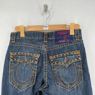 (Category: ) located in . Submitted by buzz.garments (Listing ID 1467358652, Image 1). Description: .