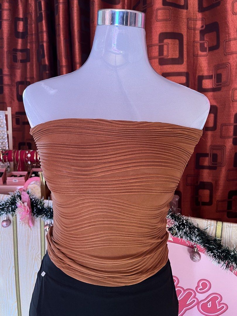 tubetops(swipe for colors) (Category: Sleeveless) located in Manila. Submitted by myapparelshop (Listing ID 1467193871, Image 2). Description: mine+color.